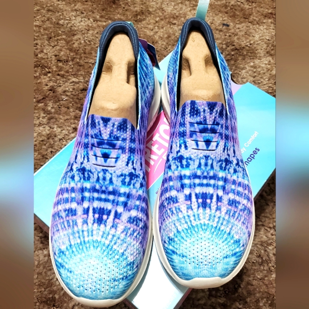 NIB Blue & Purple Skechers